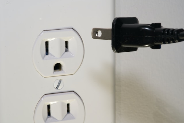Photo representing handyman work in electrical repairs